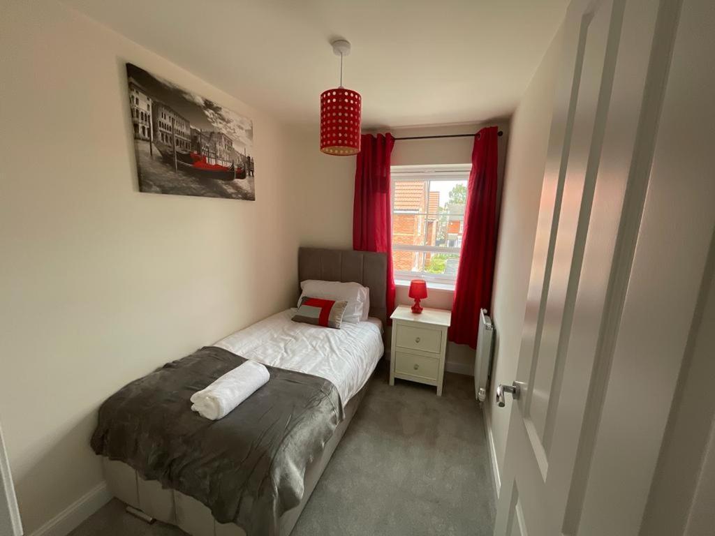 Stunning 3-Bed Risa House In Beeston Nottingham Villa Dış mekan fotoğraf